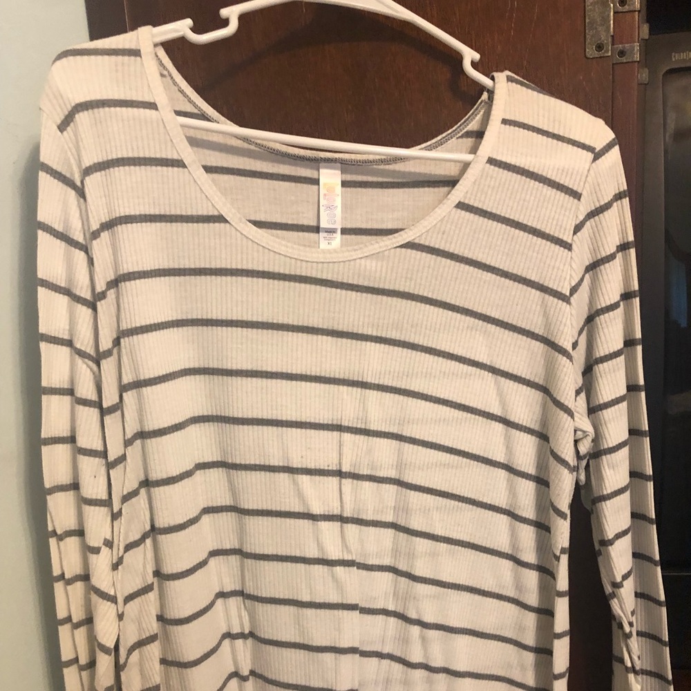 Women’s shirt
